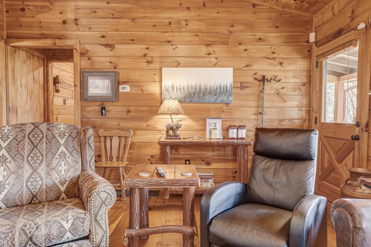 ブルーリッジ山脈 Antler Ridge Hideawayヴィラ エクステリア 写真