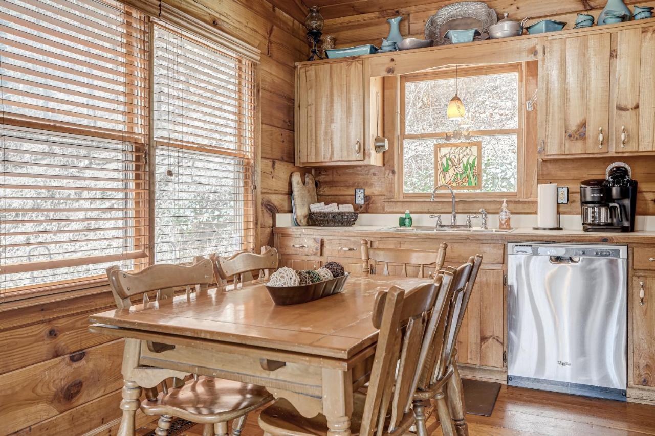 ブルーリッジ山脈 Antler Ridge Hideawayヴィラ エクステリア 写真