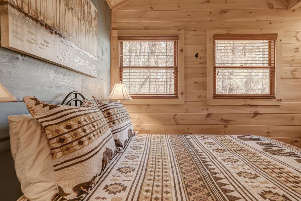 ブルーリッジ山脈 Antler Ridge Hideawayヴィラ エクステリア 写真