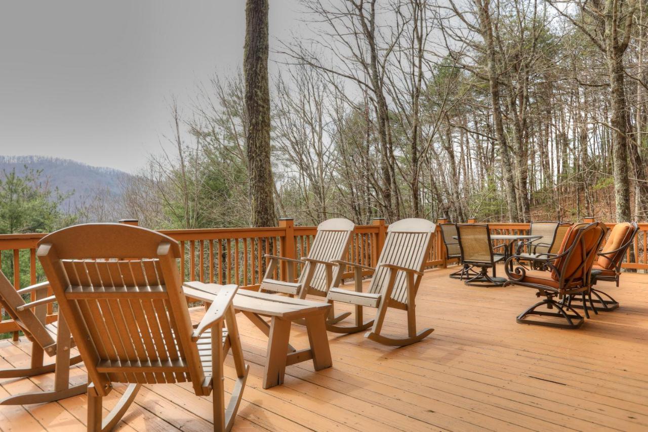 ブルーリッジ山脈 Antler Ridge Hideawayヴィラ エクステリア 写真
